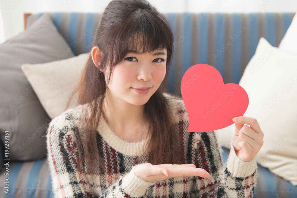 リビング・女性 リビング・女性