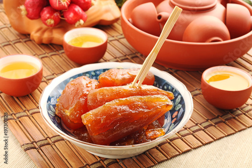 Caramelized Sweet Potato - A Popular Taiwan food 