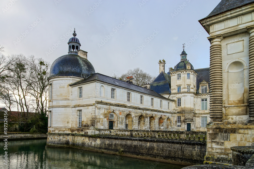 Fototapeta premium View of majestic french castle in Tanlay, Burgundy, France