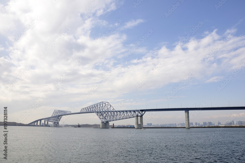 東京港臨海道路の東京ゲートブリッジ