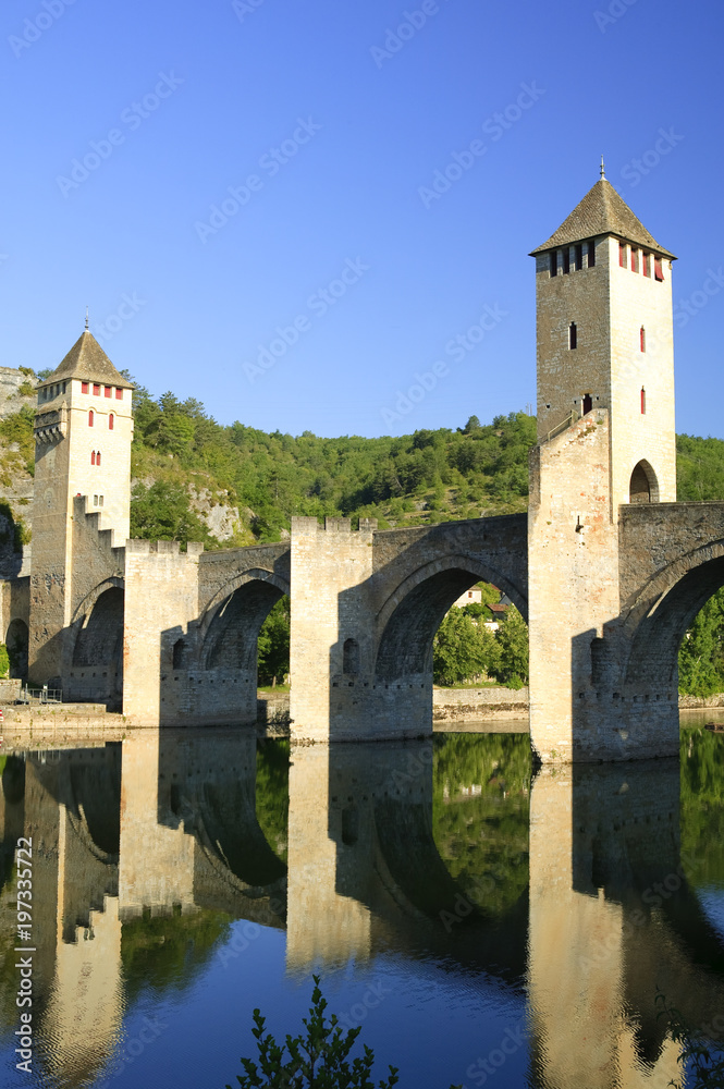 Lot River Pont Valentre Cahors Lot Midi-Pyrenees France