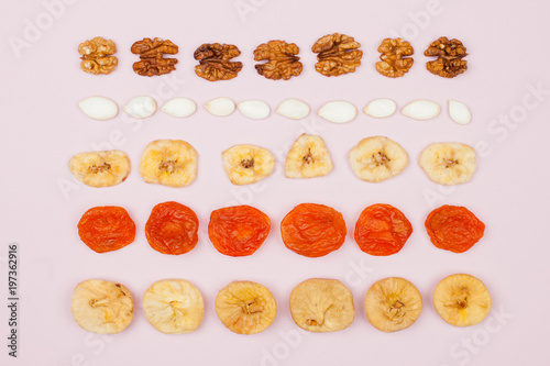 The food is laid out geometrically correctly, in rows. Useful tomorrow for an athlete or a vegetarian © misskaterina
