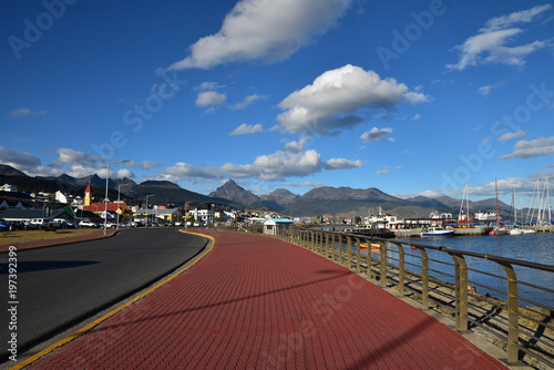 Vue sur la baie et le port d Ushuaia en Argentine