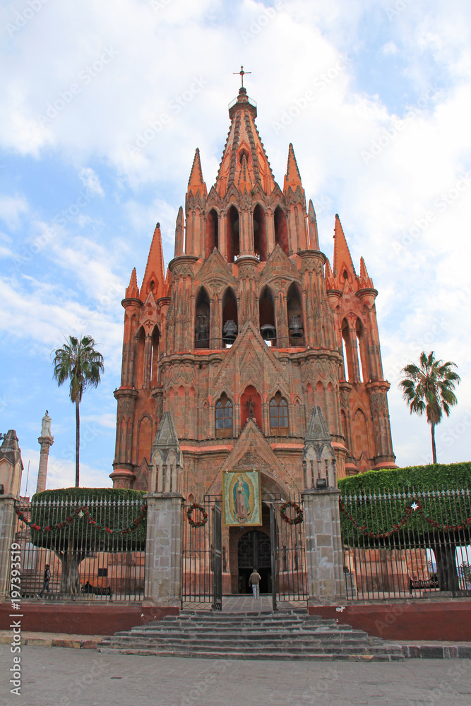 Fototapeta premium Parroquia de San Miguel Arcángel San Miguel de Allende Mexico