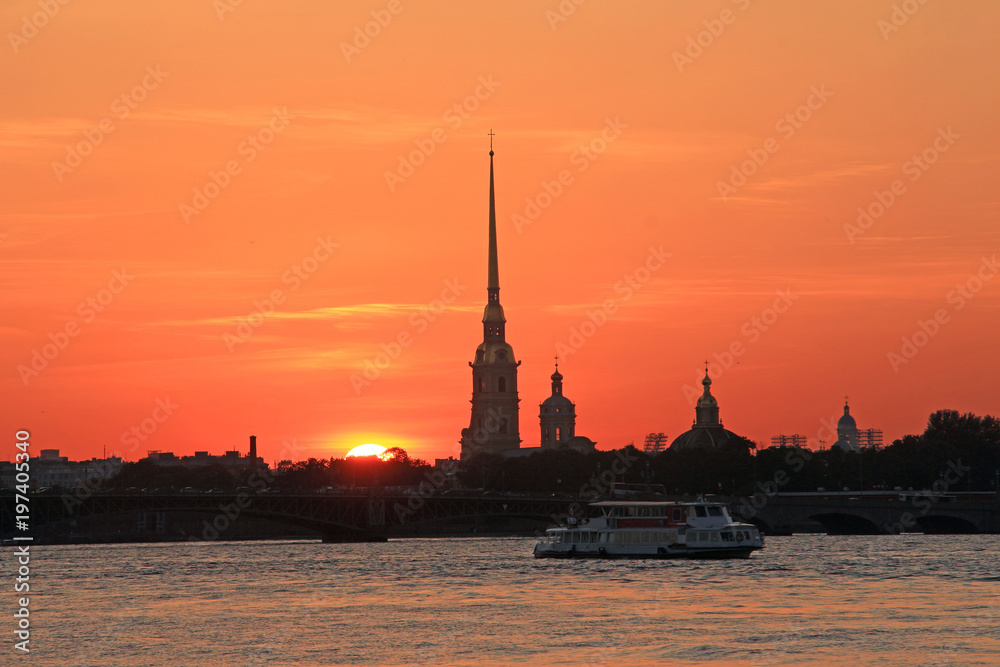Russia, St. Petersburg, the sunset over the Peter and Paul Fortress