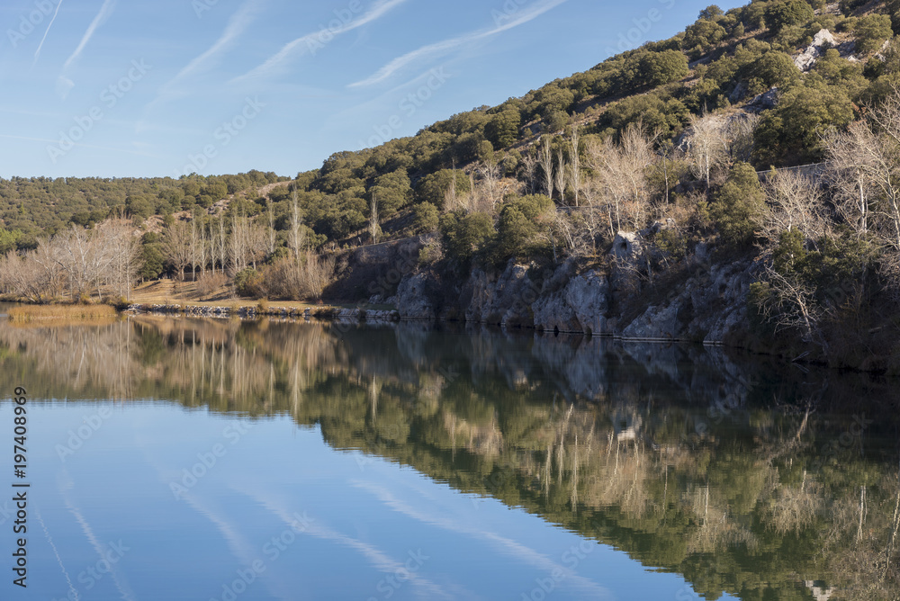 Río Duero en Soria, España.