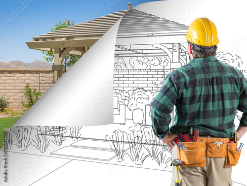 Contractor Facing Pergola D...