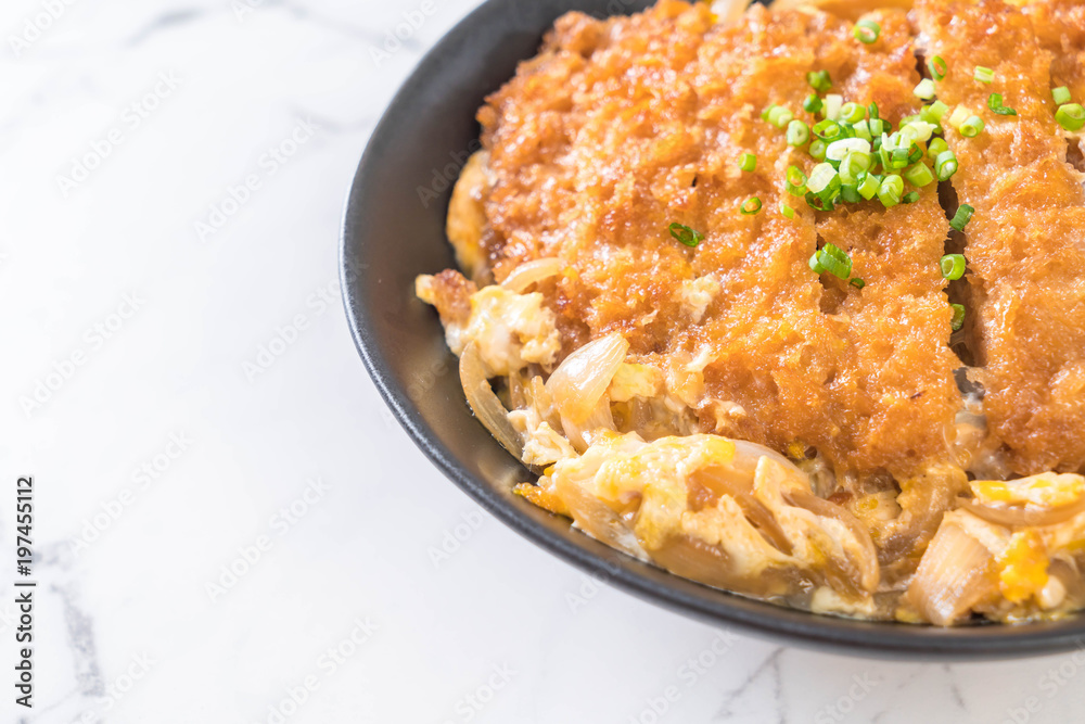 fried pork cutlet rice bowl (Katsudon) fried pork cutlet rice bowl (Katsudon)