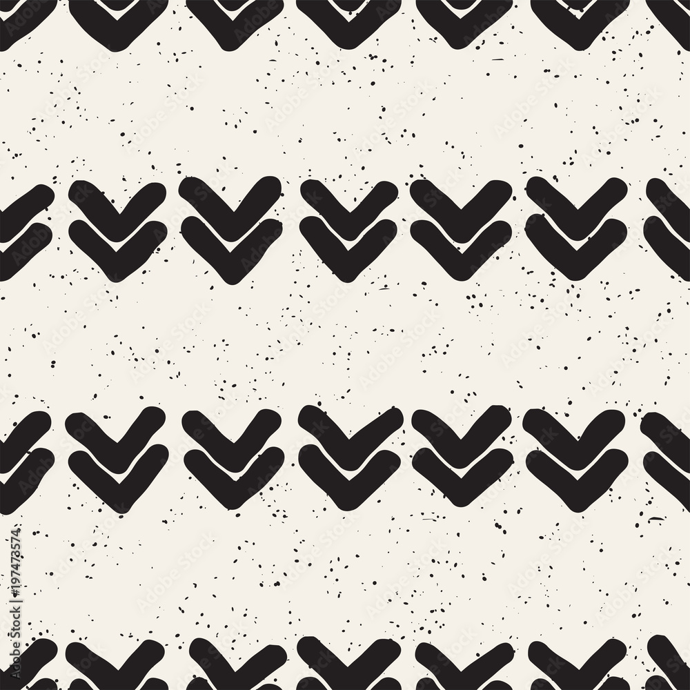 Fototapeta premium Hand drawn lines seamless grungy pattern. Abstract geometric repeating texture in black and white.