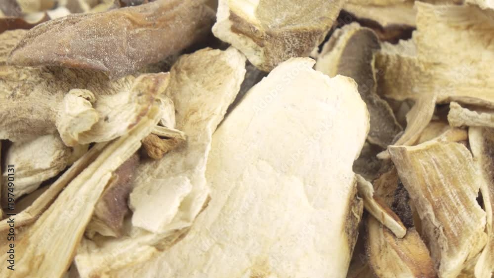 Dried white mushrooms