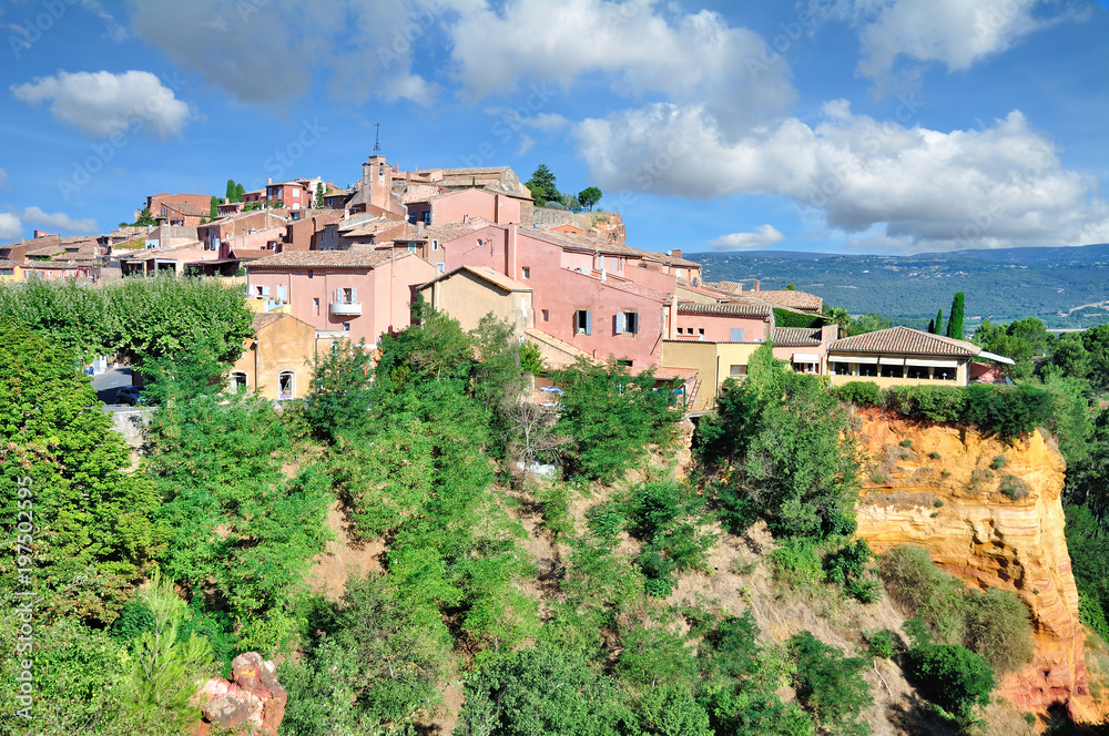 der bekannte Touristenort Roussillon in der Provence,Frankreich