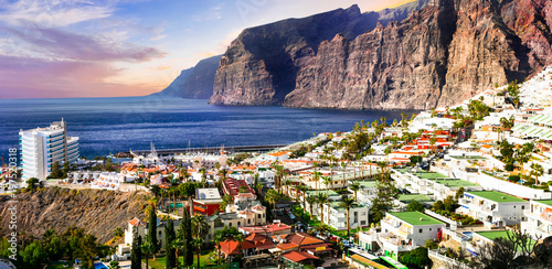 Obraz na plátne Tenerife holidays - beautiful Los Gigantes . Canary islands