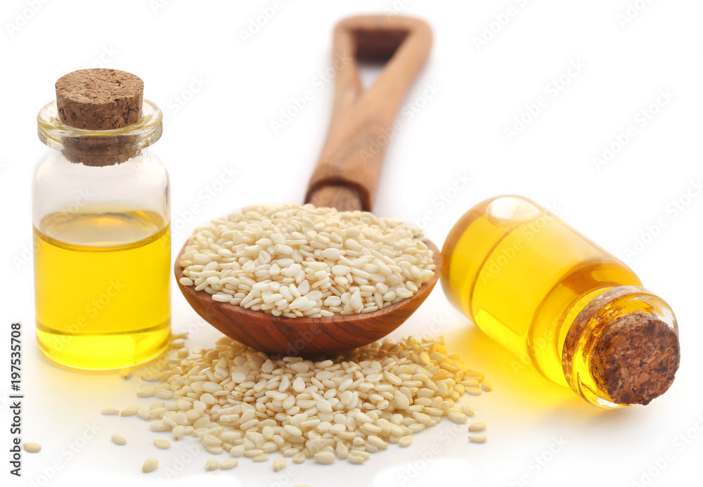 Peeled sesame seeds with oil Peeled sesame seeds with oil
