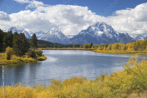 USA, Wyoming, Landscape with Snake River and Teton Range