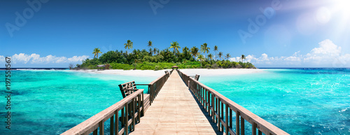 Fotografia Tropical Destination - Maldives - Pier For Paradise Island