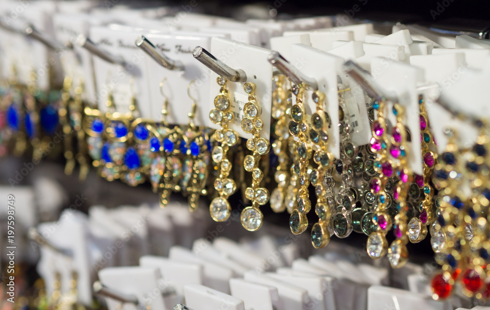 タイお土産 ピアス イヤリング Thai Souvenir Earrings Earrings Stock Photo Adobe Stock