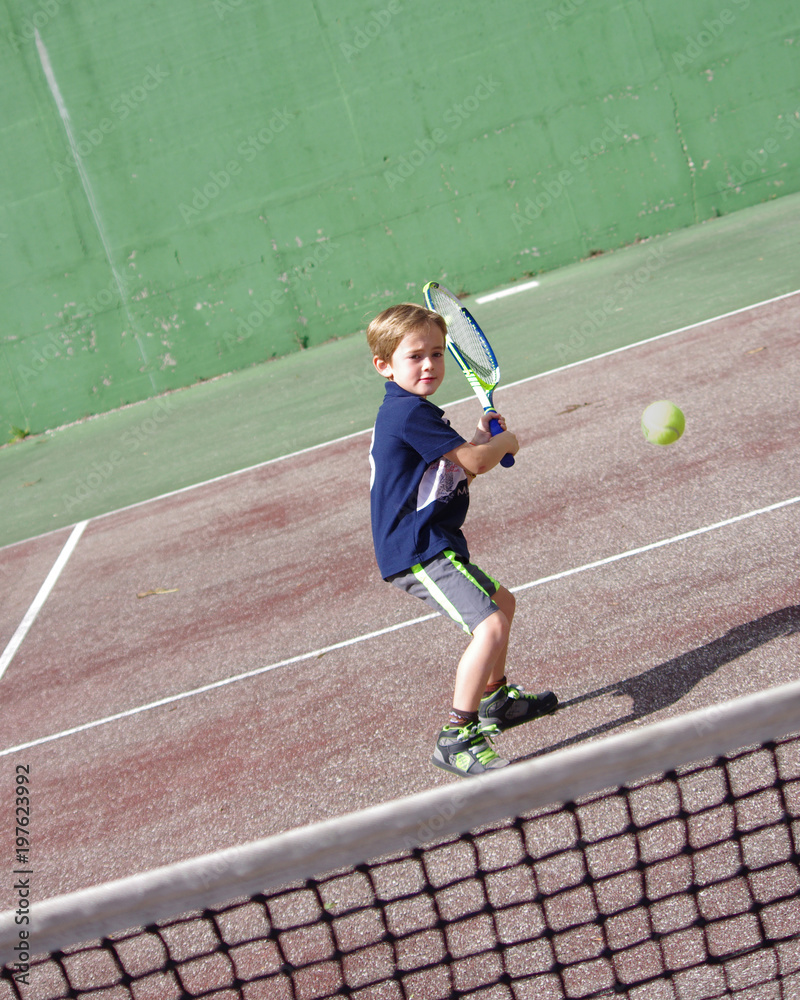Obraz premium jeune tennisman