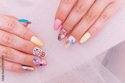 sweet maniqure on nails