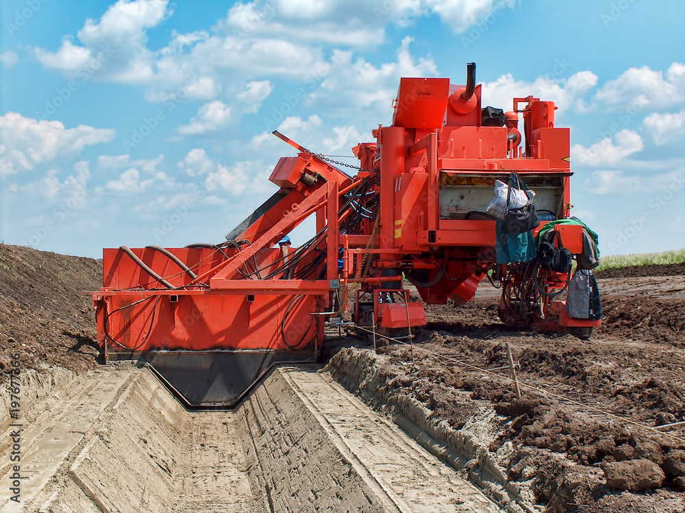 The machine make a drain canal The machine make a drain canal