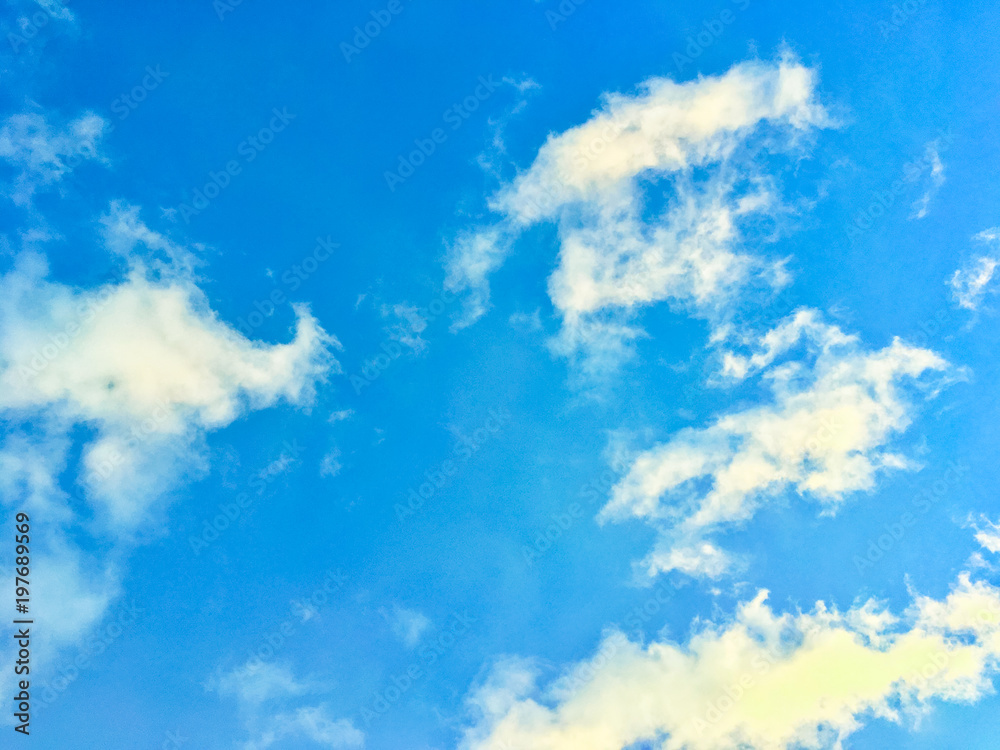 Obraz premium Blue sky in sunset
