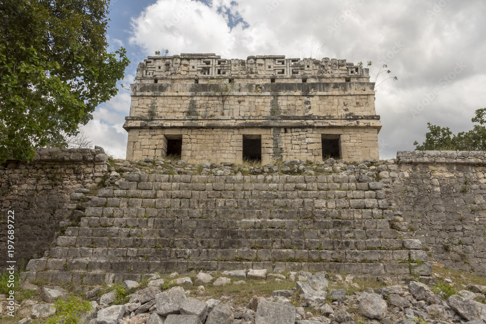 Mayan Nunnery at Chichen Itza. This palace dedicated to royalty has a myriad of rooms. Its base is 60 m long and 30 m wide. 
