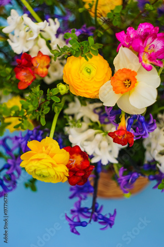 Summer bouquet with bright yellow and white flowers