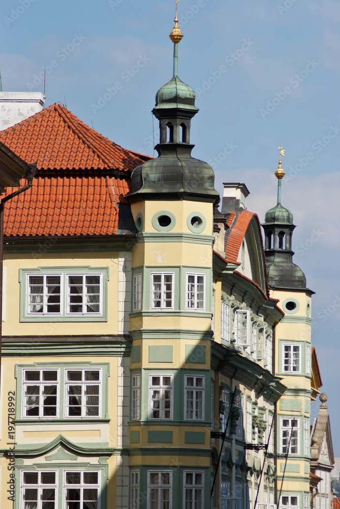 Fototapeta premium Building in Prague street