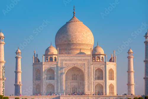 Taj Mahal i zachód słońca - Agra, Indie