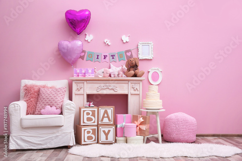 Beautiful decorations for b...