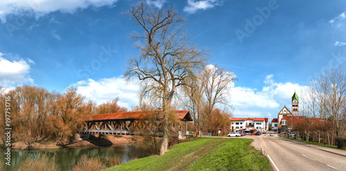 Tableau sur toile Ketsch am Rhein, Altrheinbrücke