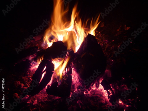 fire, flame, light, bonfire, campfire, pyre, meditation, relax, contemplation