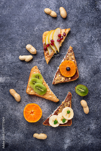 Healthy sandwiches with peanut butter and fruits