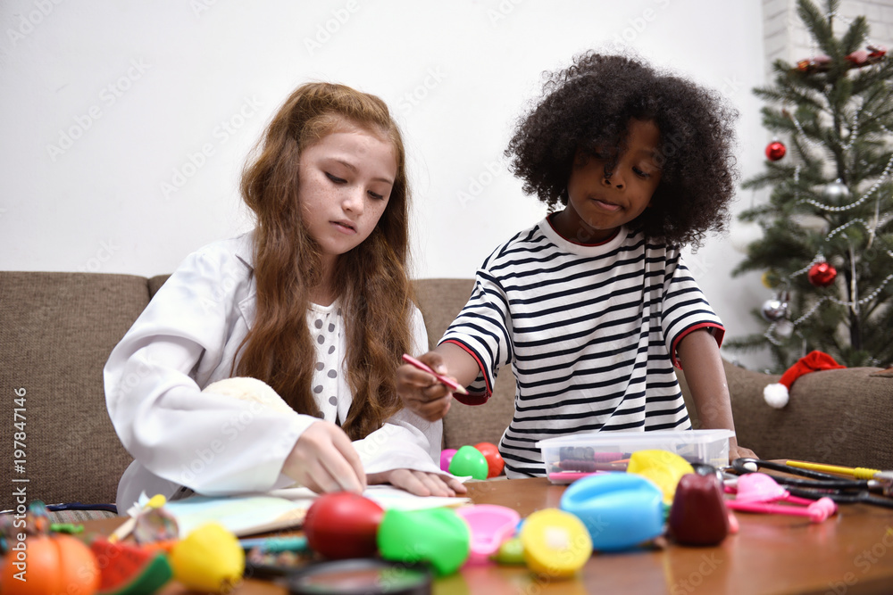 Obraz premium Improve the skills and learning of children by playing.