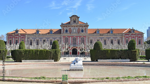 Parlamento de Cataluña y Parque de la Ciudadela en Barcelona