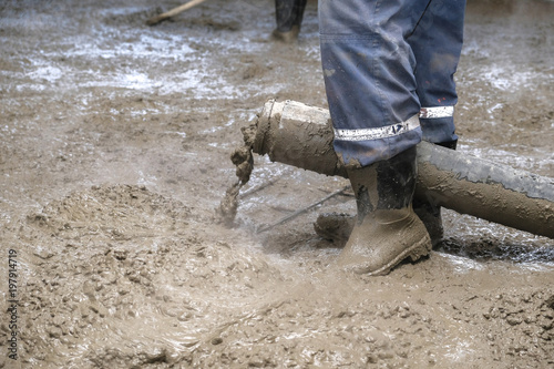 pouring concrete slab