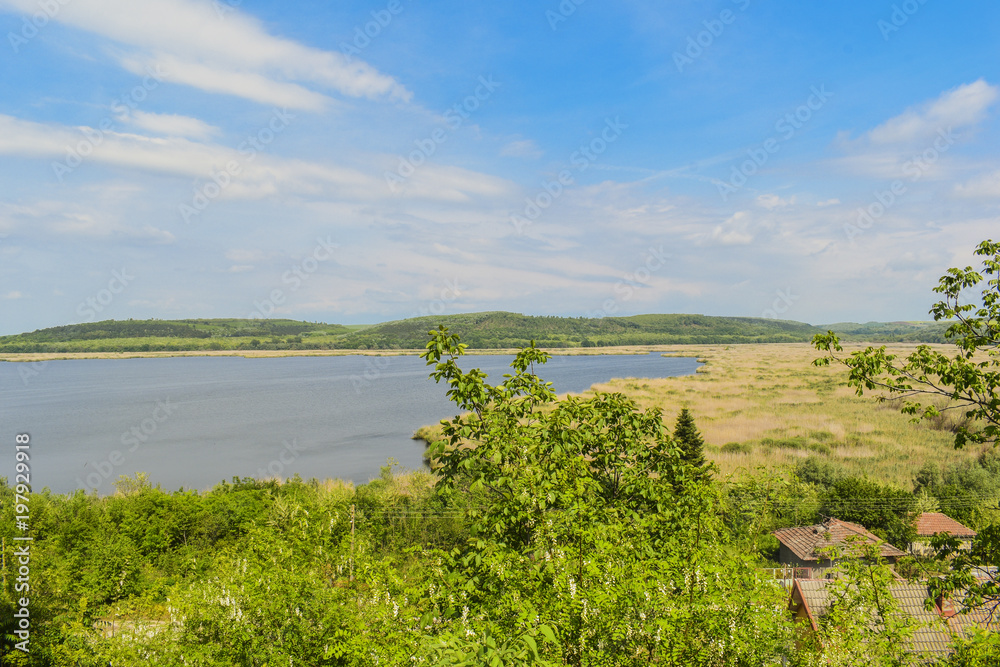 Obraz premium The village of Srebarna is 15 km away. west of the district town of Silistra, on the western shore of Lake Srebarna and about 1.5 km south of the Danube River.