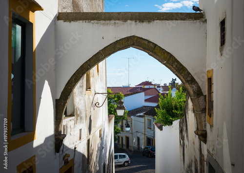 Fototapeta Naklejka Na Ścianę i Meble -  Streets of Evora