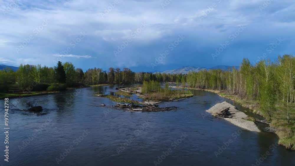 Montana, Rivers, Streams, Rapids, and Mountains Montana, Rivers, Streams, Rapids, and Mountains