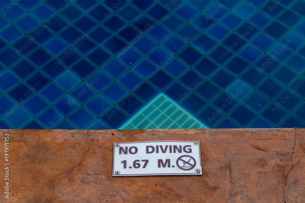 Fototapeta premium No diving sign