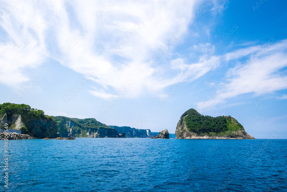 積丹　観光船からの景色　宝島