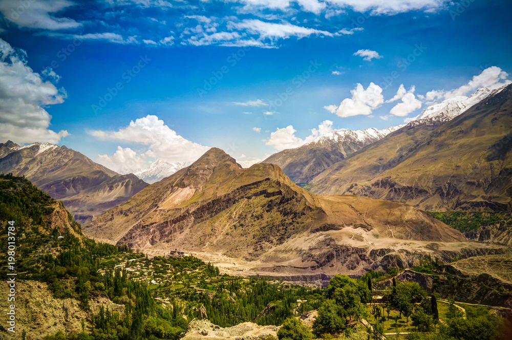 Fototapeta premium Panorama of Karimabad and Hunza valley, Gilgit-Baltistan, Pakistan