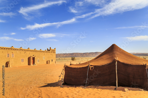 Canvas-taulu Bedouin tent with clear blue sky above it