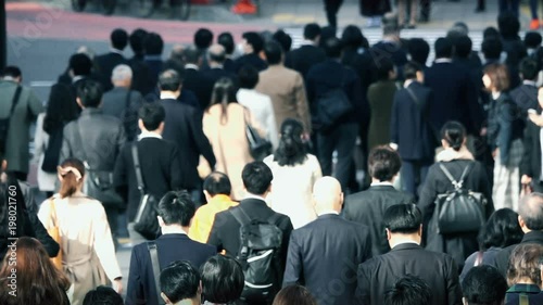 Wallpaper Mural 東京　通勤　イメージ　スーパースローモーション　240fps Torontodigital.ca