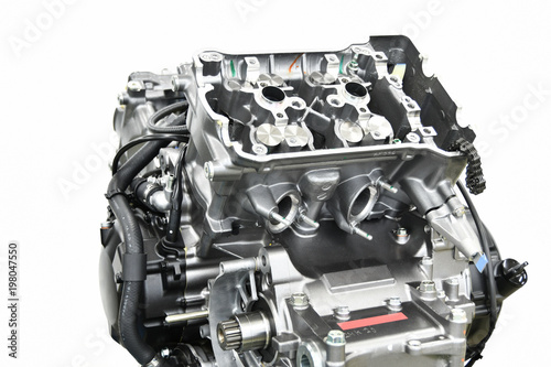 V型モーターサイクルエンジンの整備 