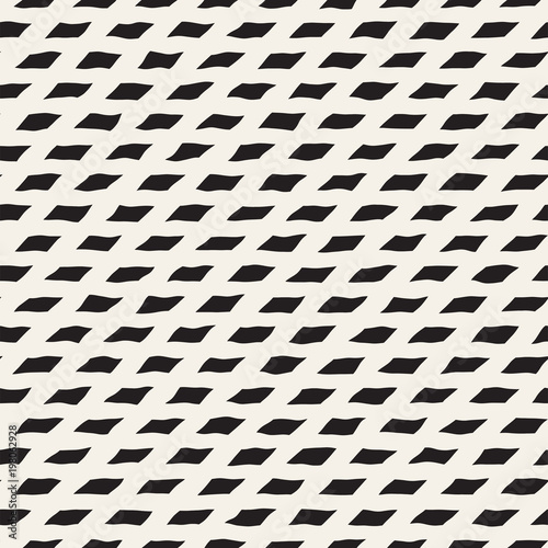 Hand drawn lines seamless pattern. Abstract geometric tiling background. Freehand black and white texture.