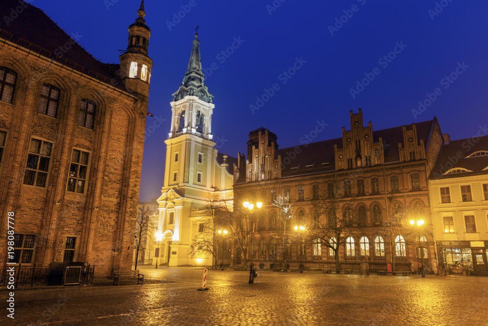 Fototapeta premium Holy Spirit Church in Torun at night