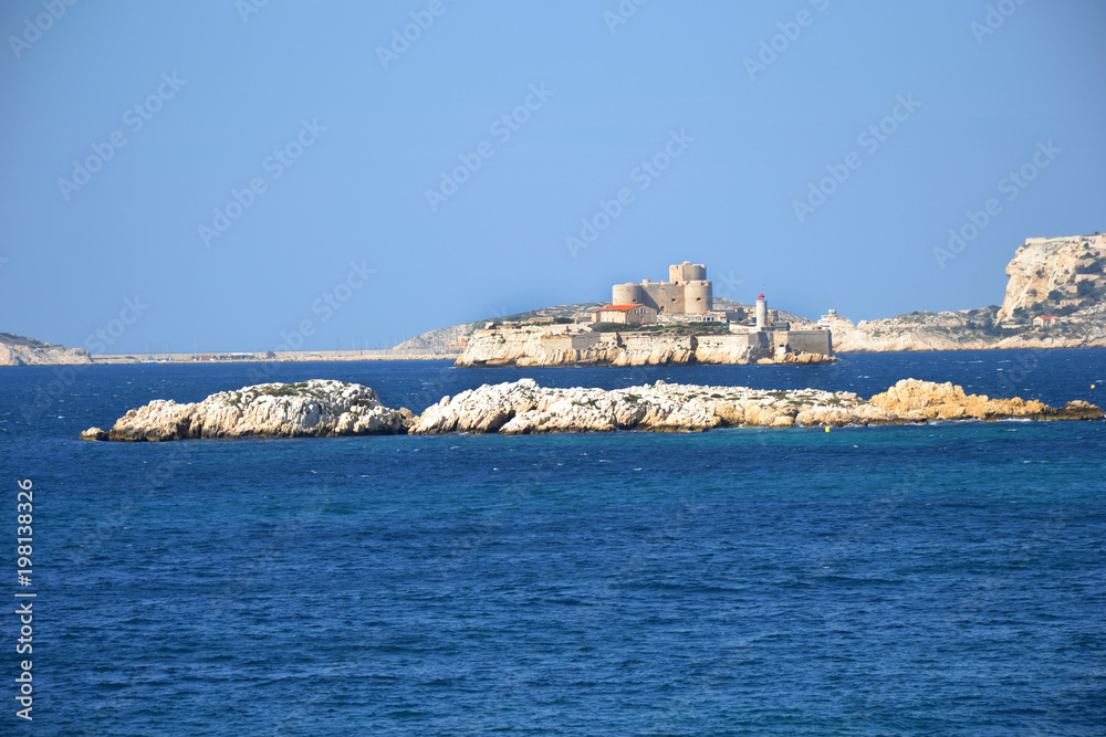 Marseille - Vue sur le Château d'If de la Corniche