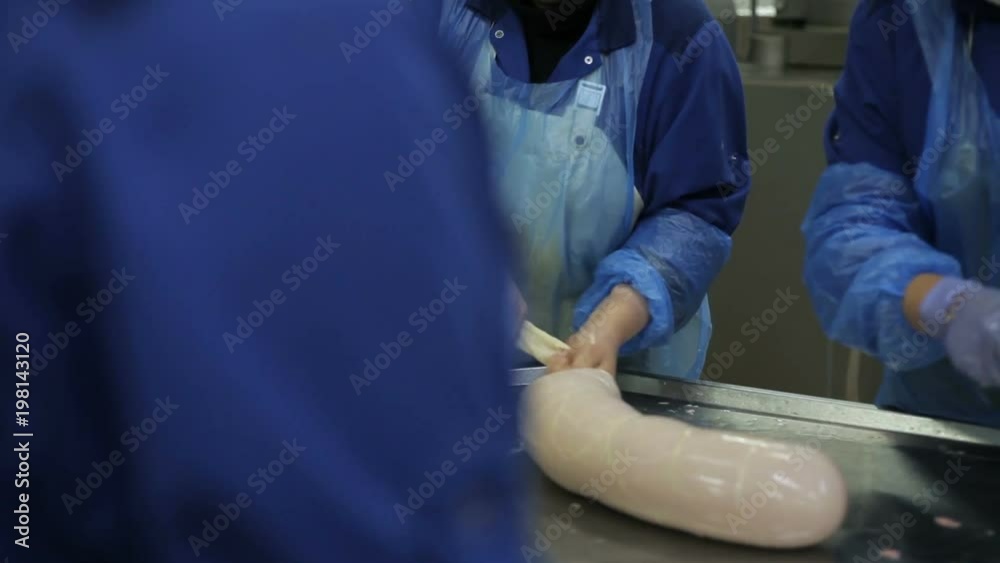 Production of milk sausage in the meat industry Production of milk sausage in the meat industry