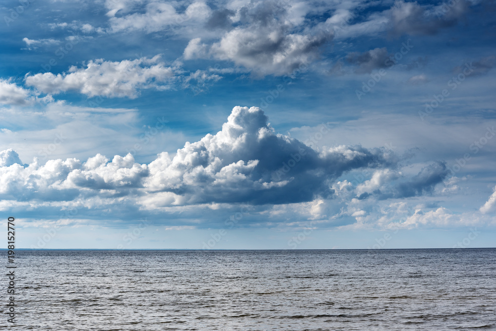 Obraz premium Clouds and Baltic sea.