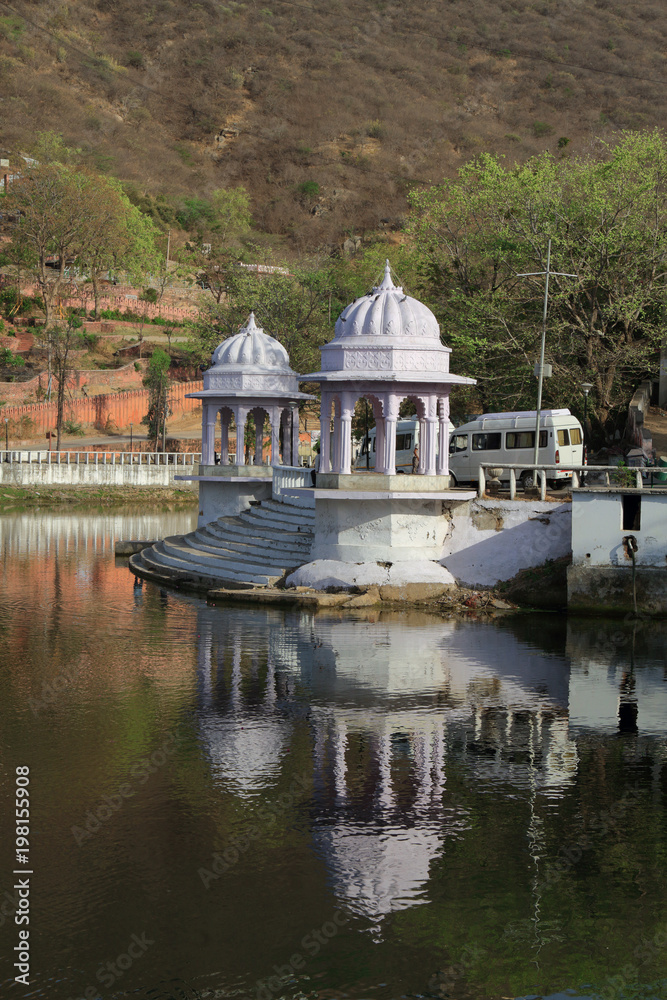 Fototapeta premium Pichola Lake in Udaipur, Rajasthan, India